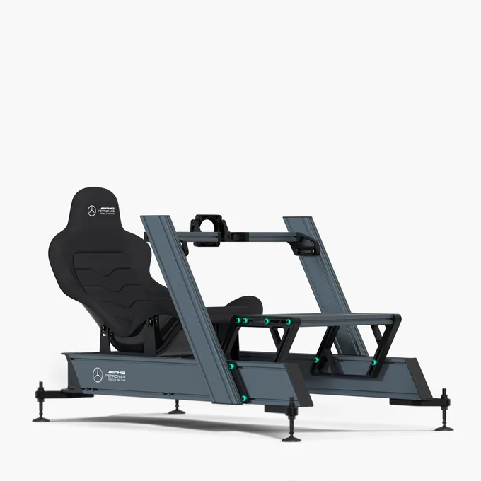Mercedes-AMG PETRONAS Formula One Team Sim Racing Cockpit — photo publiée par le fabricant ou vendeur