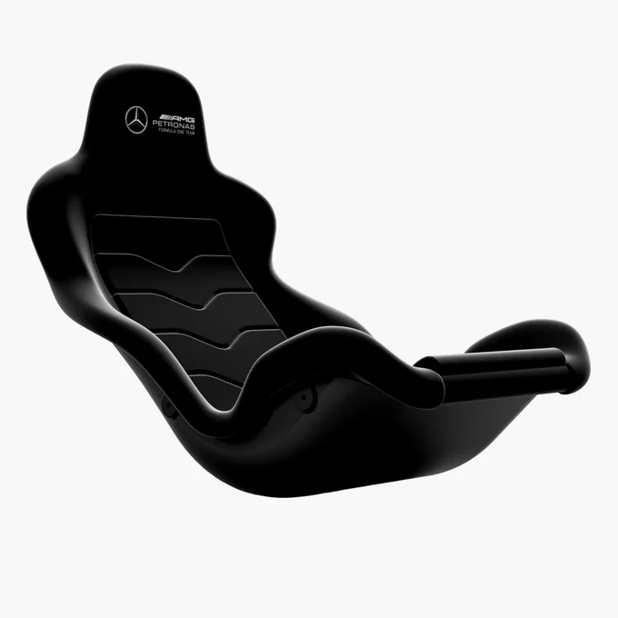 Mercedes-AMG PETRONAS Formula One Team Sim Racing Seat — photo publiée par le fabricant ou vendeur