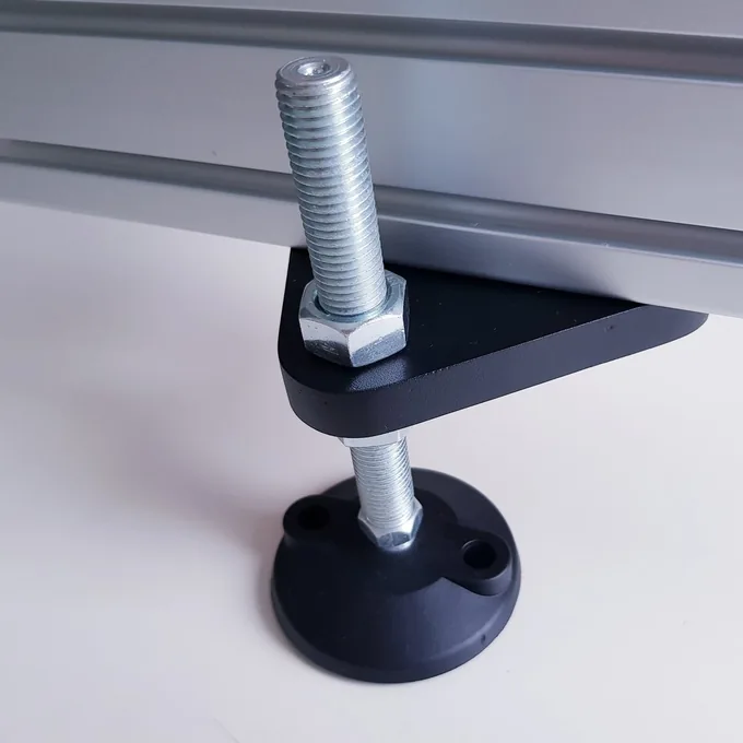 Heavy Duty Adjustable Feet  (PRO SIMRIG) — photo publiée par le fabricant ou vendeur